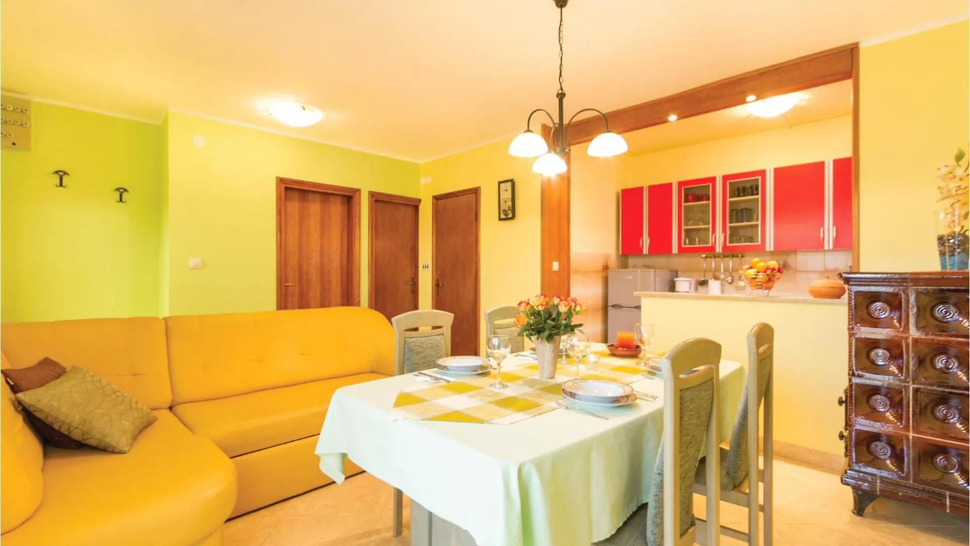 Stunning Home In Cukrici With Wifi Holiday home