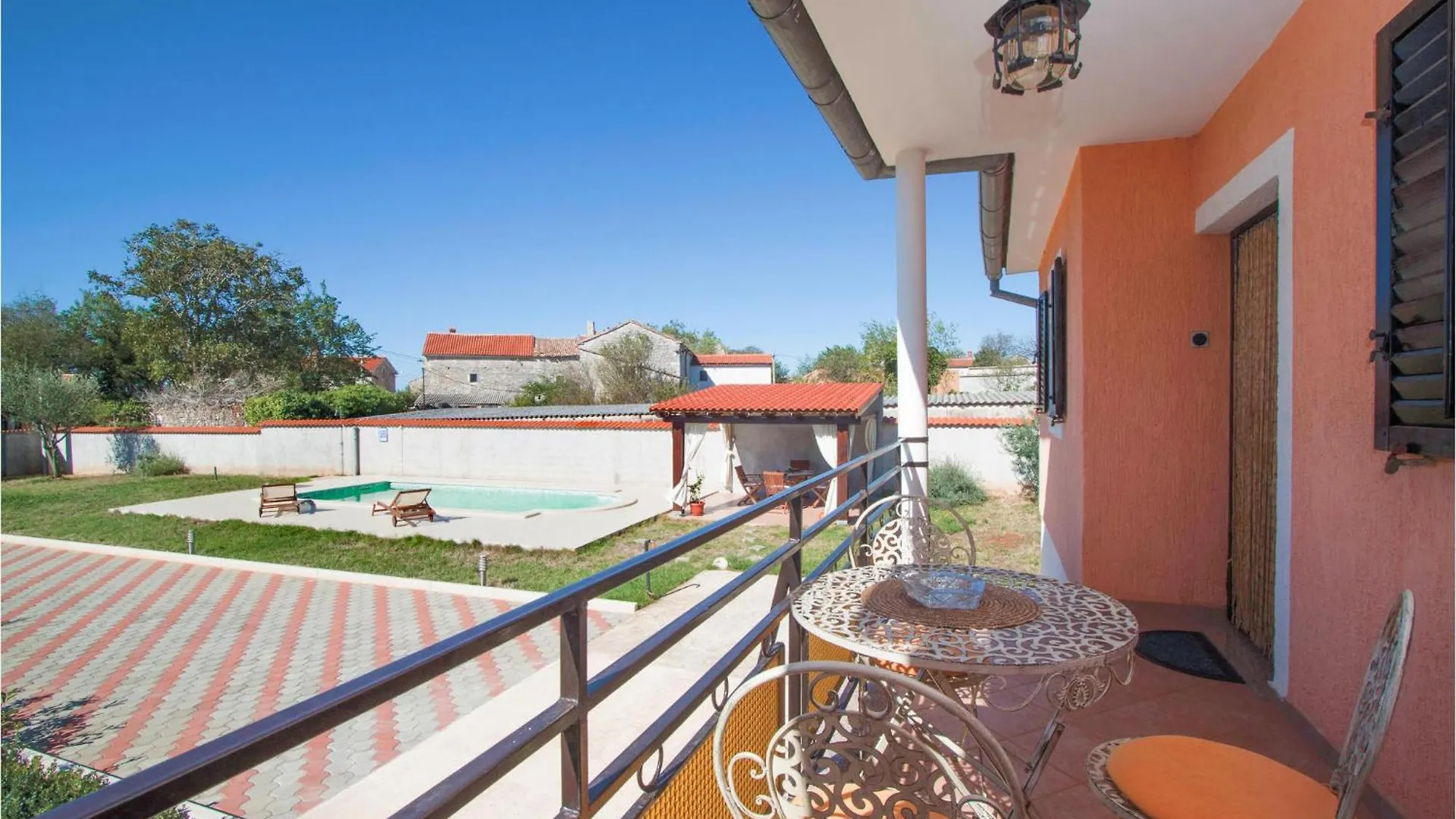 Stunning Home In Cukrici With Wifi